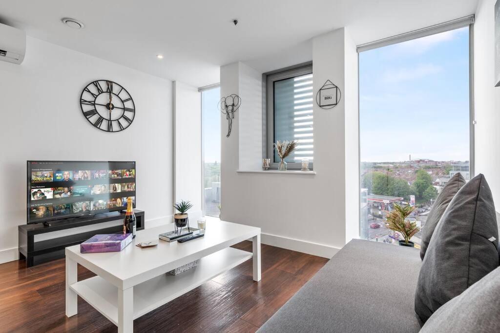 New Apartment 20 Mins From Waterloo London Bp36 Exteriör bild